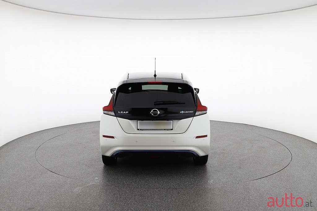 2018' Nissan Leaf photo #3