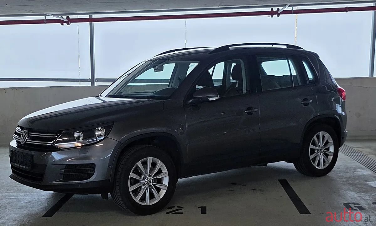 2014' Volkswagen Tiguan photo #1