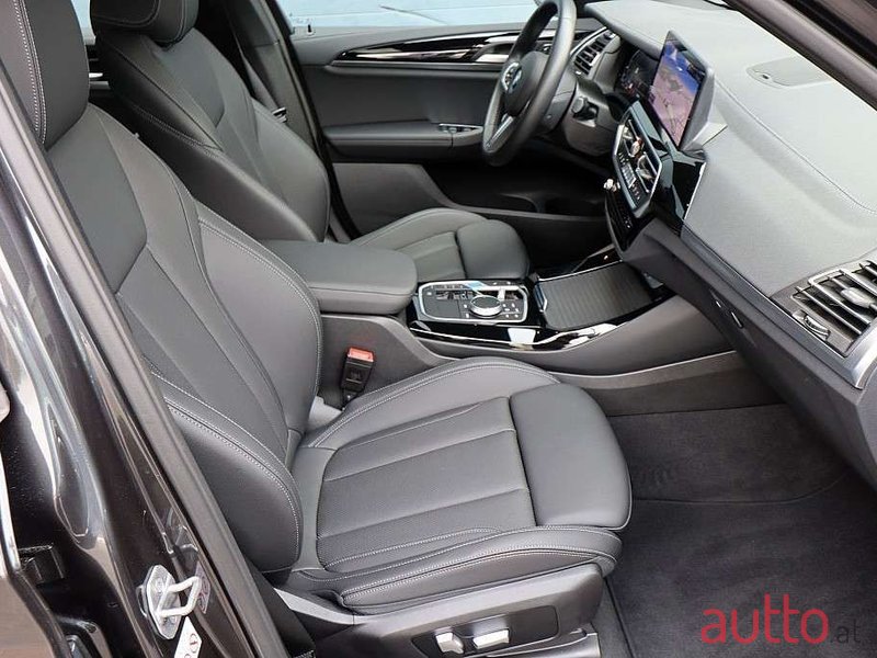 2023' BMW iX3 photo #4