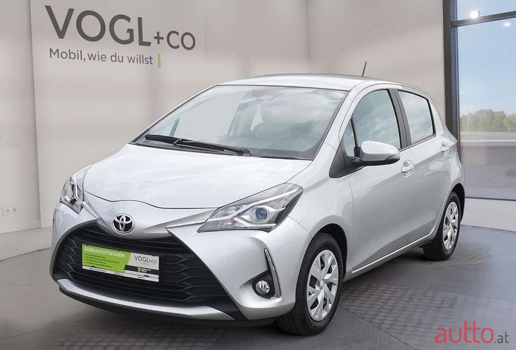 2019' Toyota Yaris photo #1