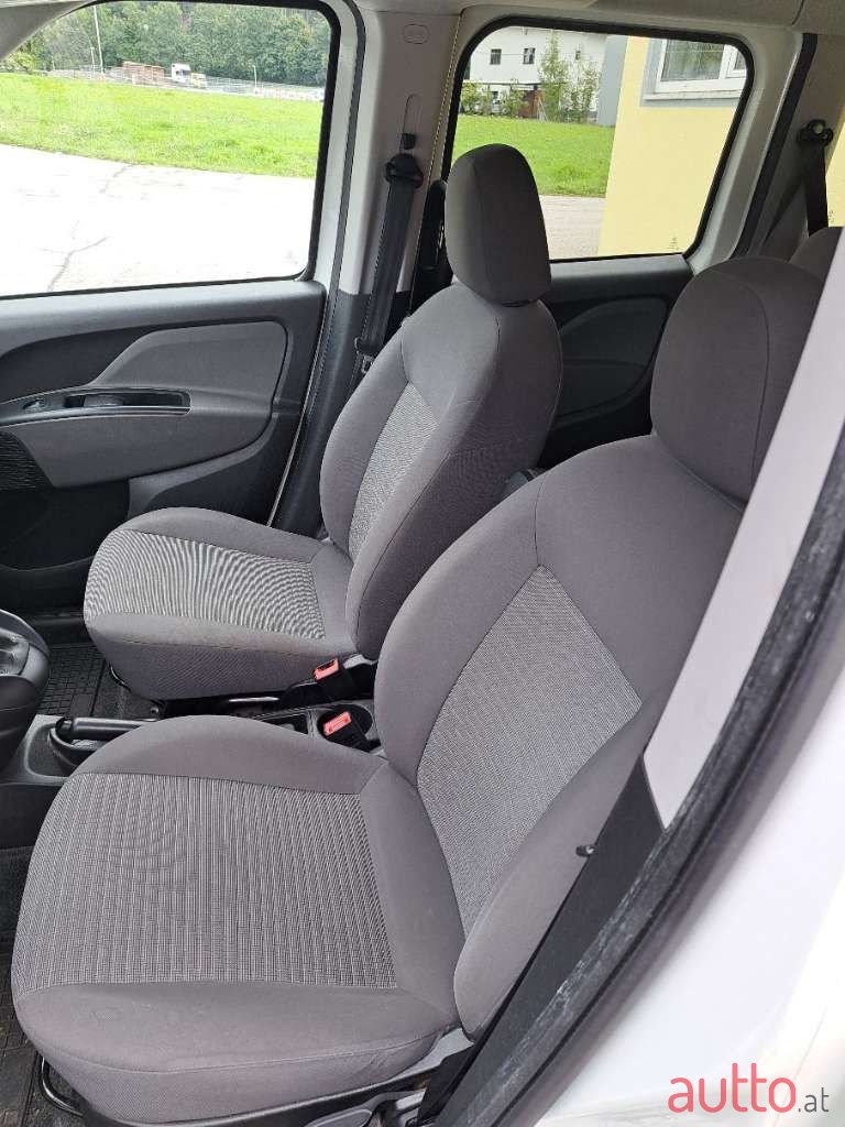 2018' Fiat Doblo photo #6