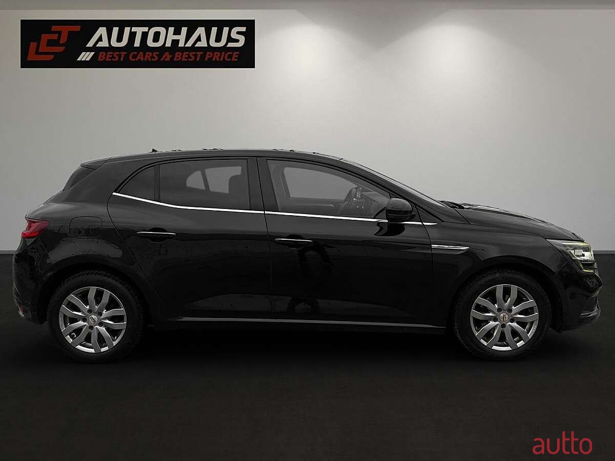 2016' Renault Megane photo #5