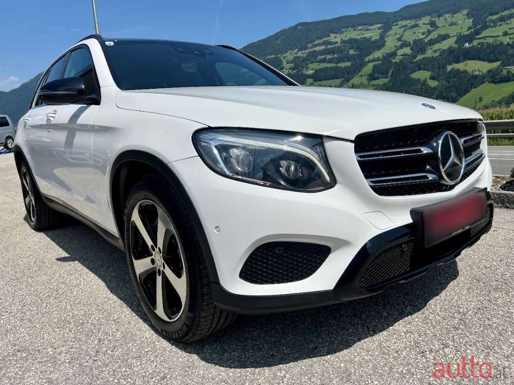 2017' Mercedes-Benz Glc-Klasse photo #4