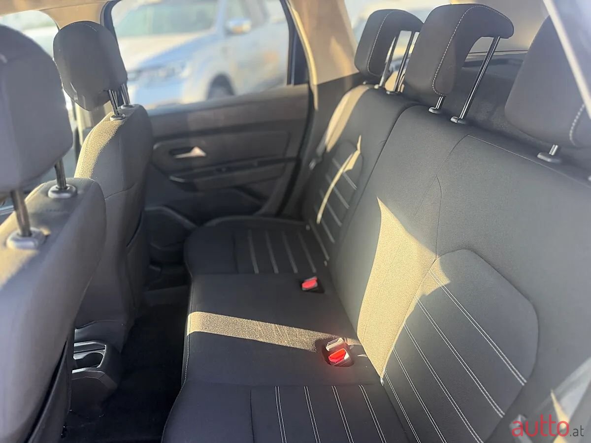 2019' Dacia Duster photo #6