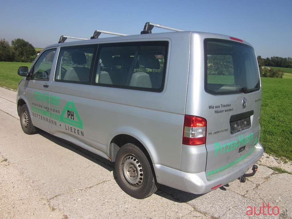 2011' Volkswagen T5 photo #4