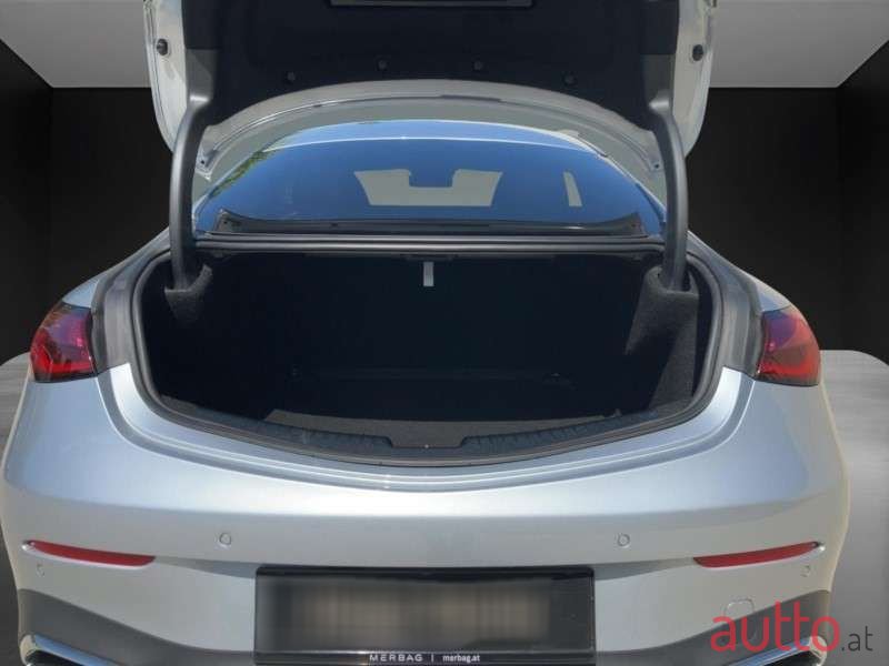 2024' Mercedes-Benz Cle-Klasse photo #6