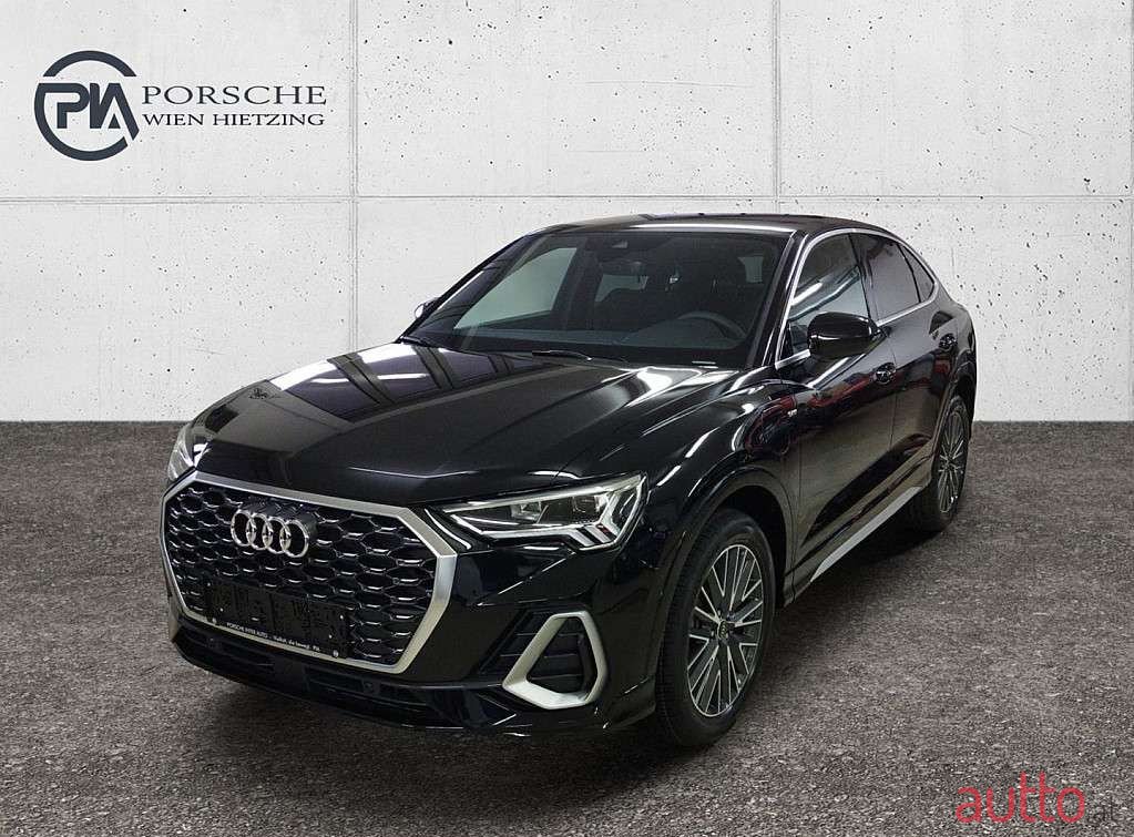 2023' Audi Q3 photo #1