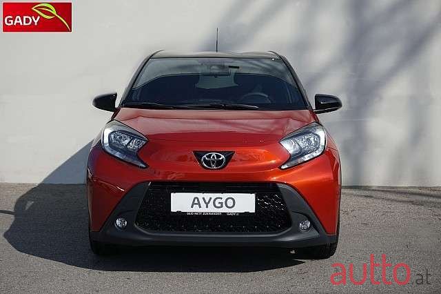 2022' Toyota Aygo photo #4