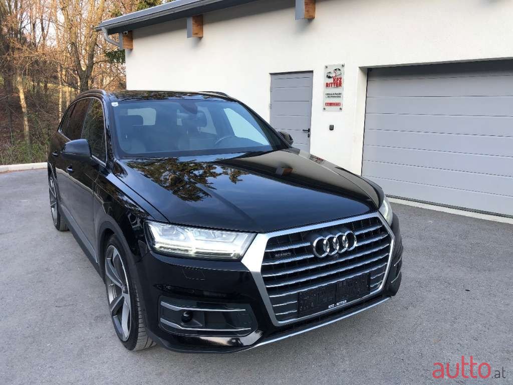 2016' Audi Q7 photo #2