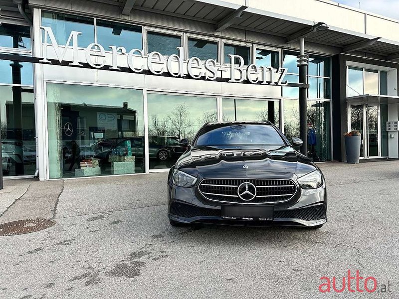 2022' Mercedes-Benz E-Klasse photo #2