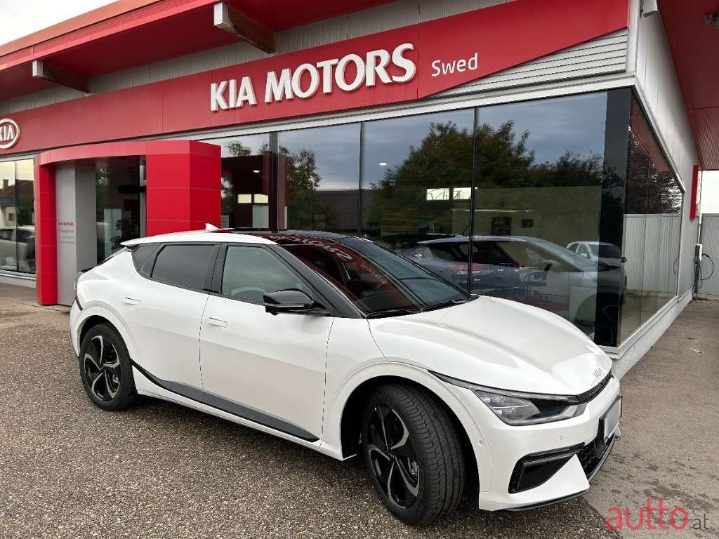 2023' Kia EV6 photo #1