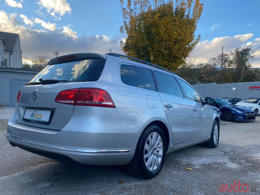 2013' Volkswagen Passat photo #3