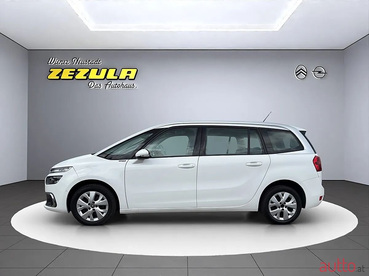 2017' Citroen C4 SpaceTourer photo #2