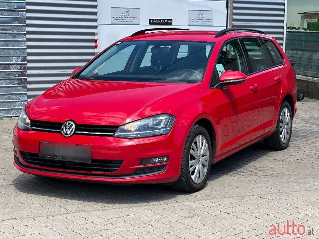 2016' Volkswagen Golf photo #1