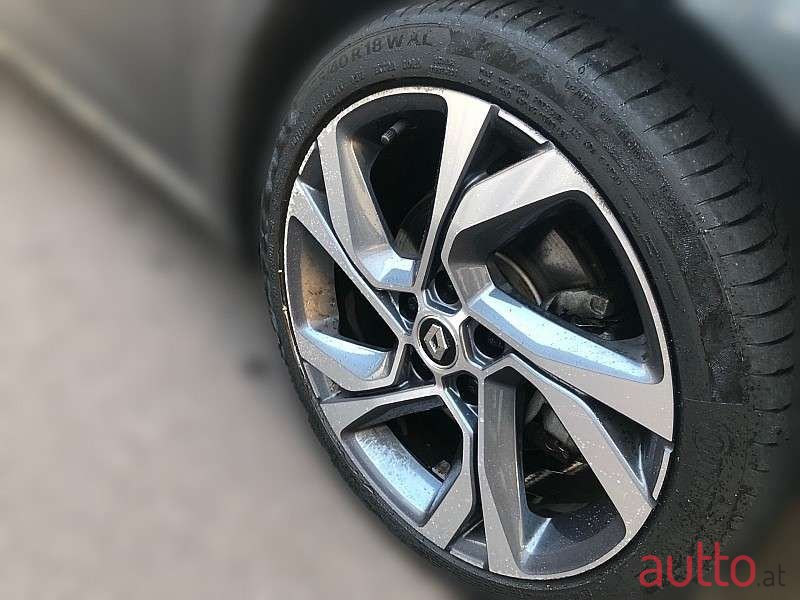 2021' Renault Megane photo #5