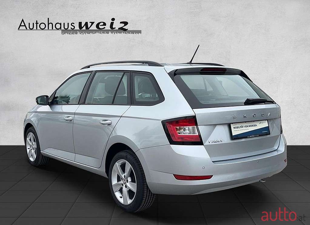 2023' Skoda Fabia photo #4