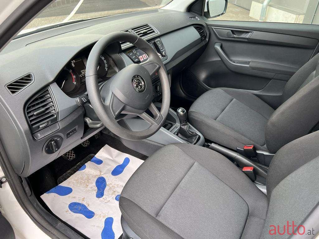 2020' Skoda Fabia photo #4