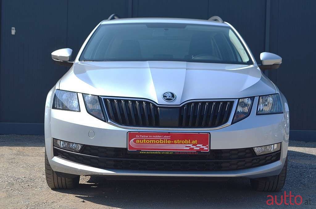 2017' Skoda Octavia photo #1