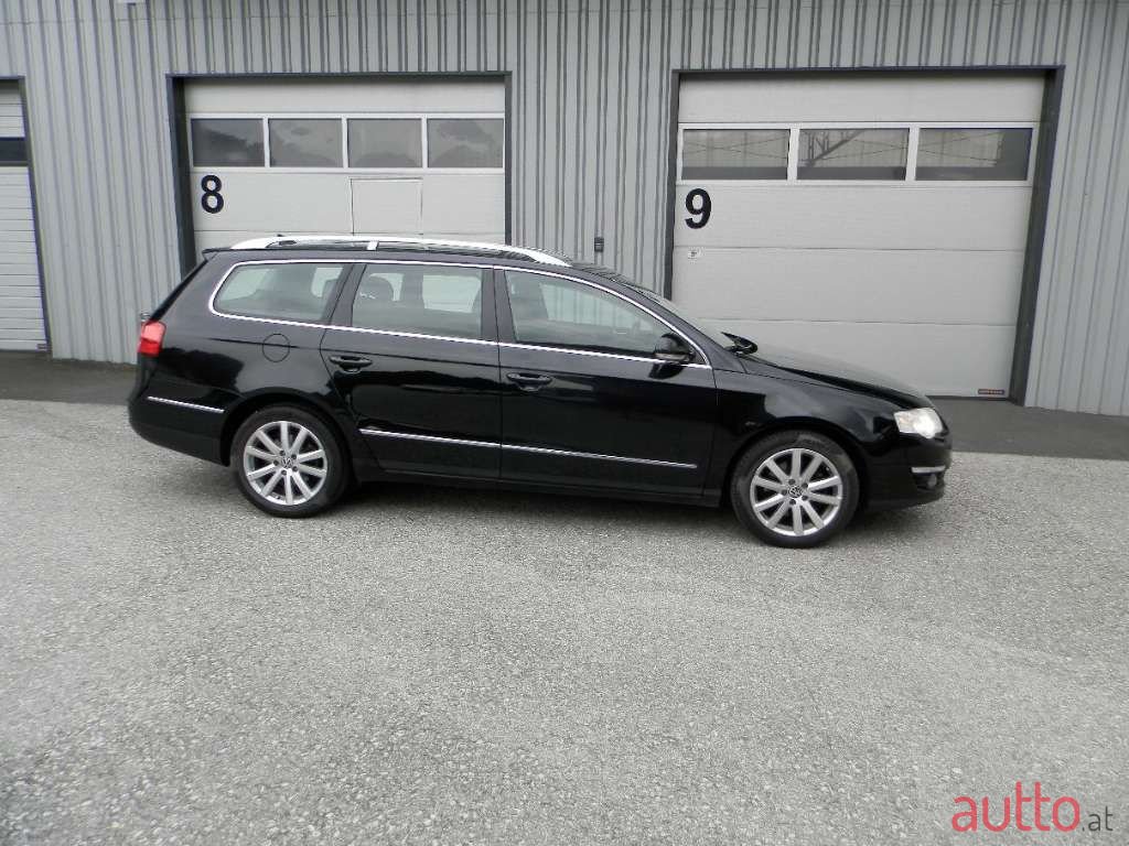 2010' Volkswagen Passat photo #3