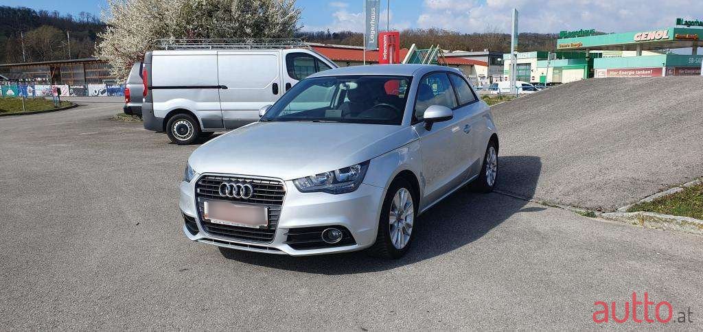 2012' Audi A1 photo #2
