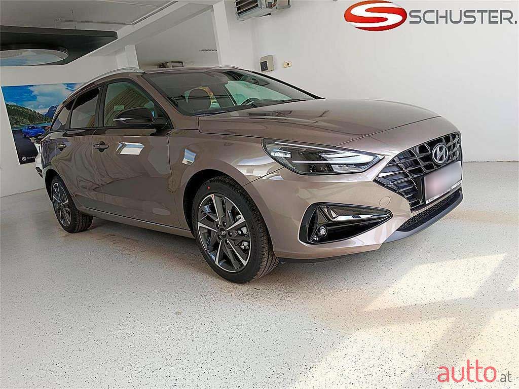 2023' Hyundai i30 photo #3