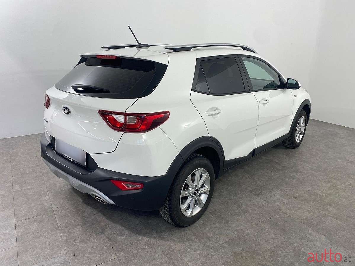 2020' Kia Stonic photo #3