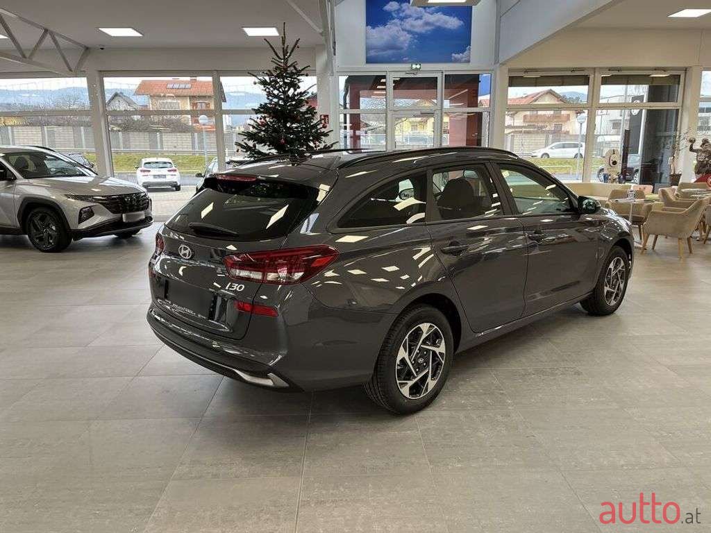 2024' Hyundai i30 photo #4