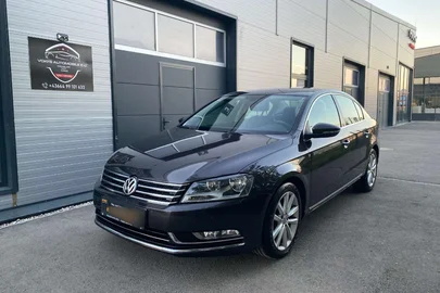 2011' Volkswagen Passat