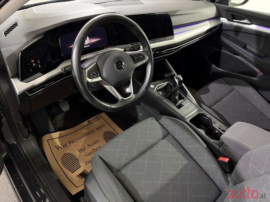 2022' Volkswagen Golf photo #6