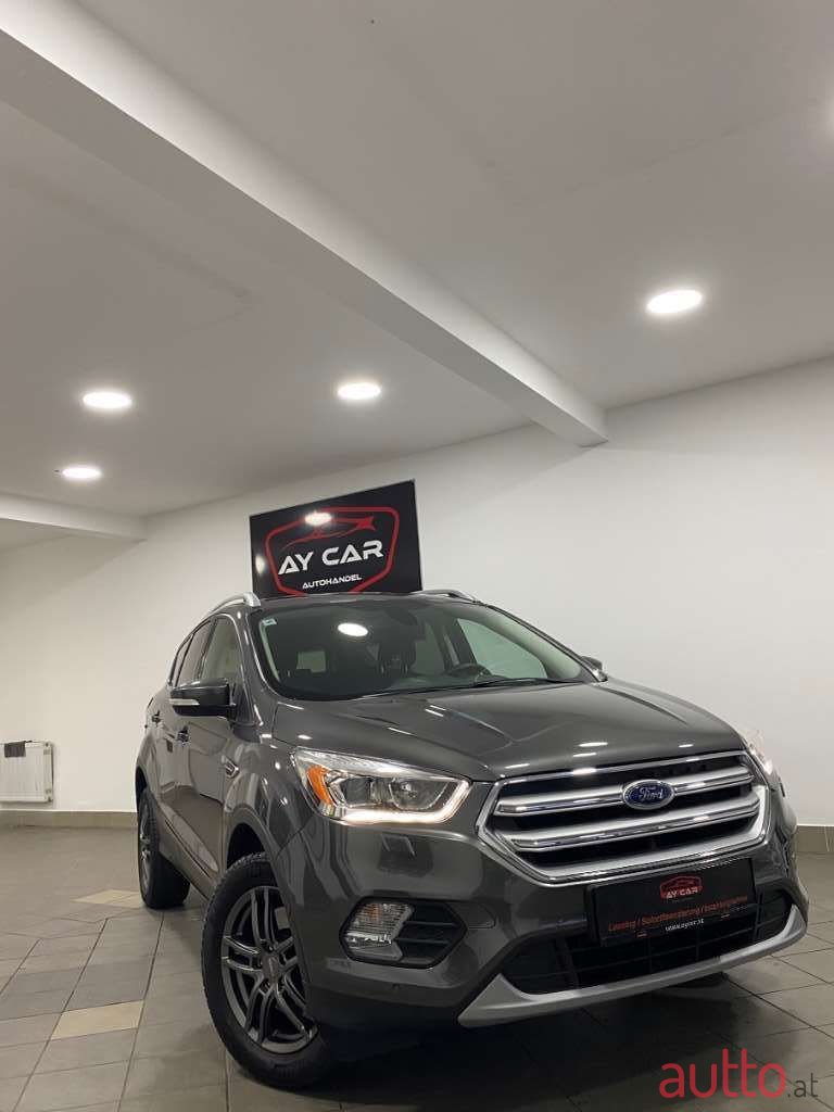 2017' Ford Kuga photo #3