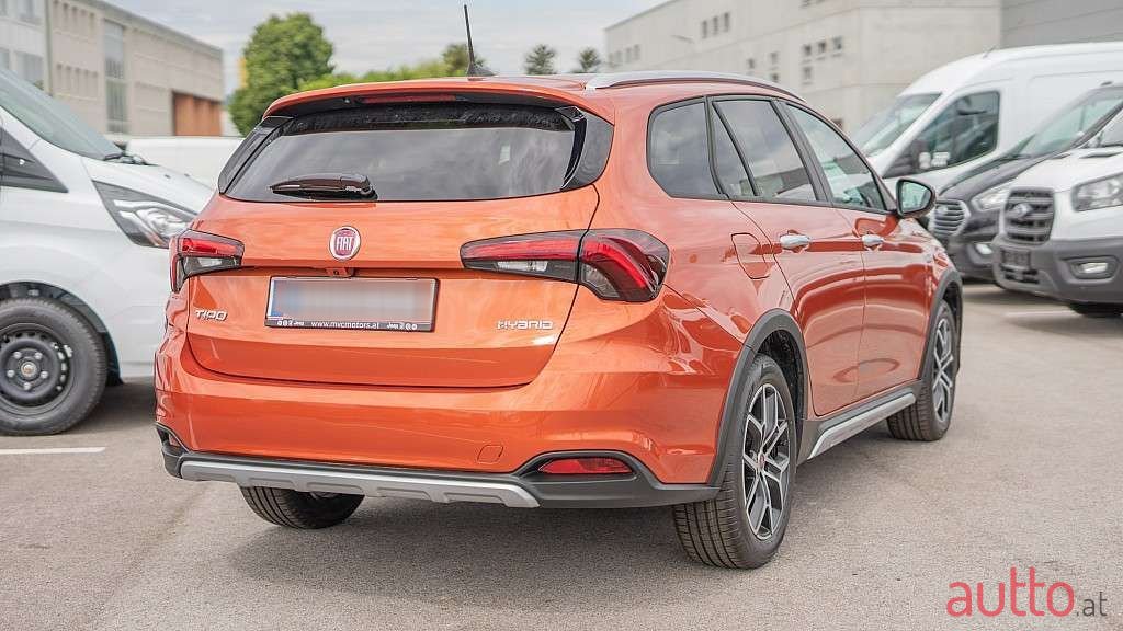 2022' Fiat Tipo photo #3