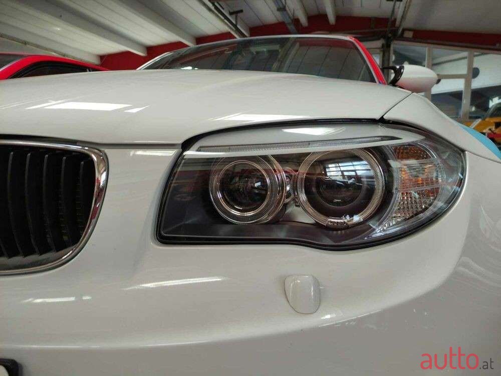 2011' BMW 1Er-Reihe photo #4