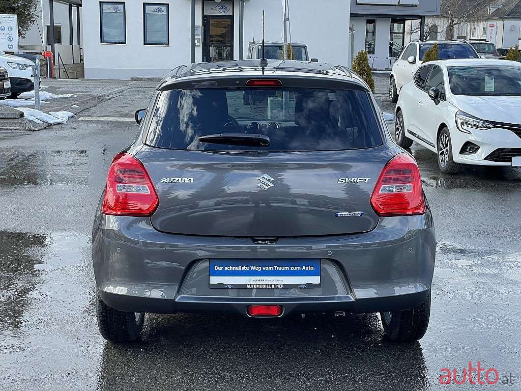 2022' Suzuki Swift photo #4