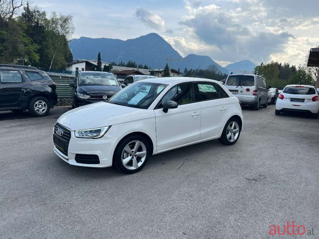 2015' Audi A1 photo #1