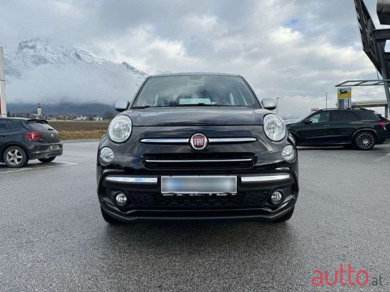 2018' Fiat 500L photo #3