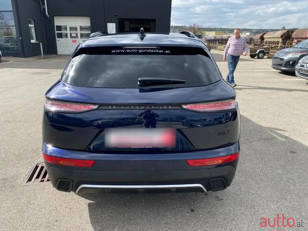 2024' DS Automobiles DS 7 Crossback photo #5