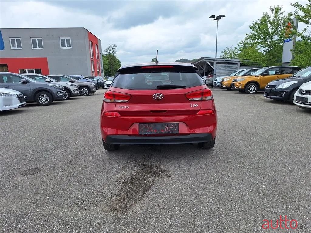 2017' Hyundai i30 photo #4