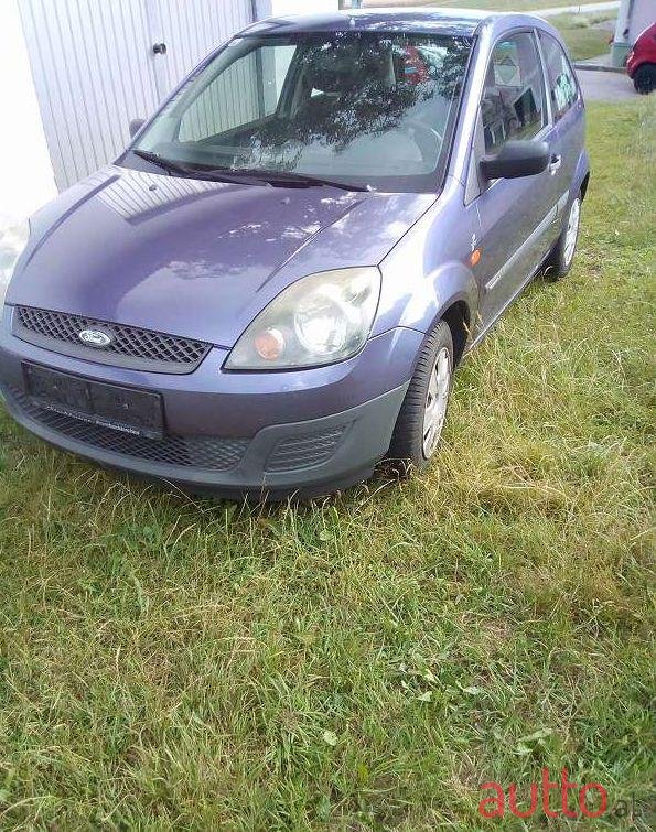 2008' Ford Fiesta photo #1