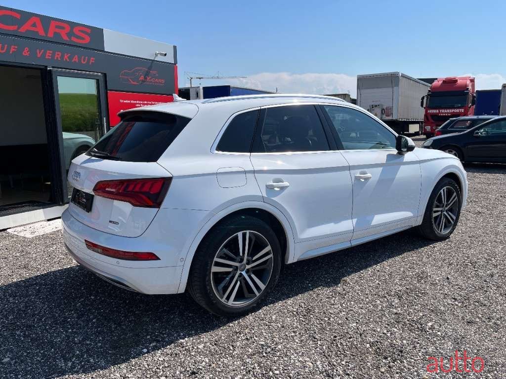 2017' Audi Q5 photo #6