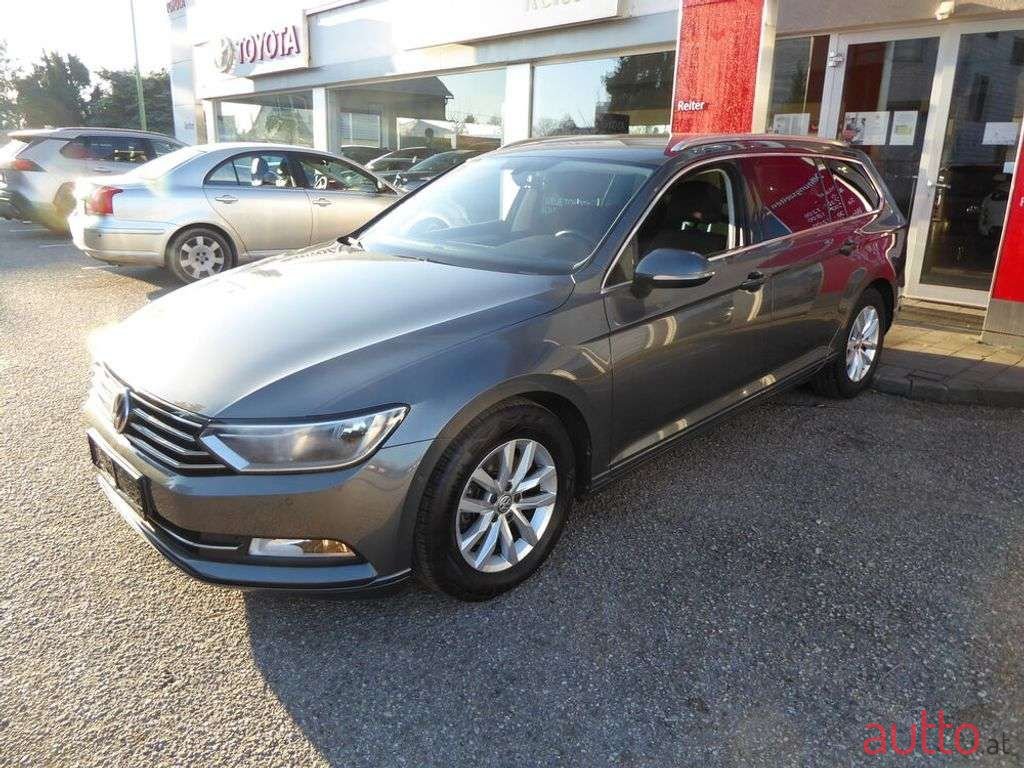 2017' Volkswagen Passat photo #3