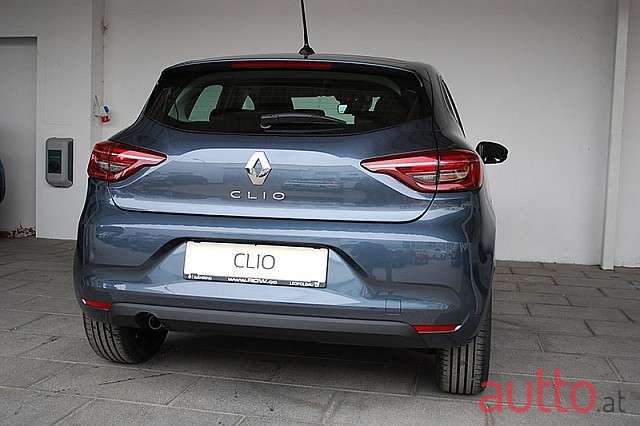 2022' Renault Clio photo #5