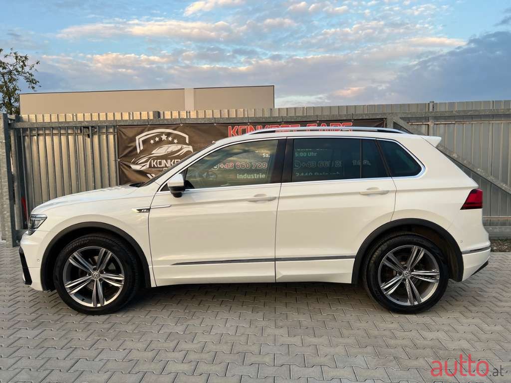 2018' Volkswagen Tiguan photo #3