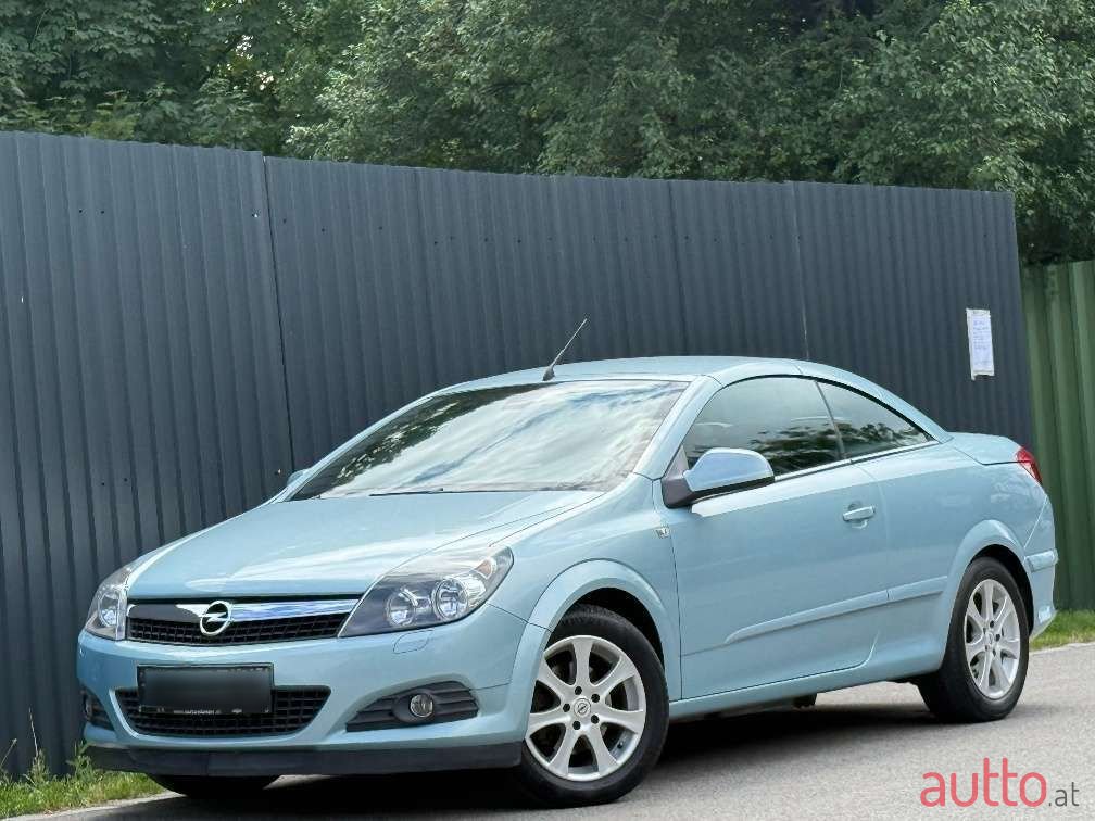 2009' Opel Astra photo #4