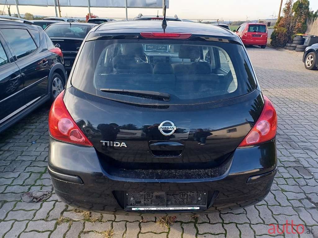 2009' Nissan Tiida photo #5