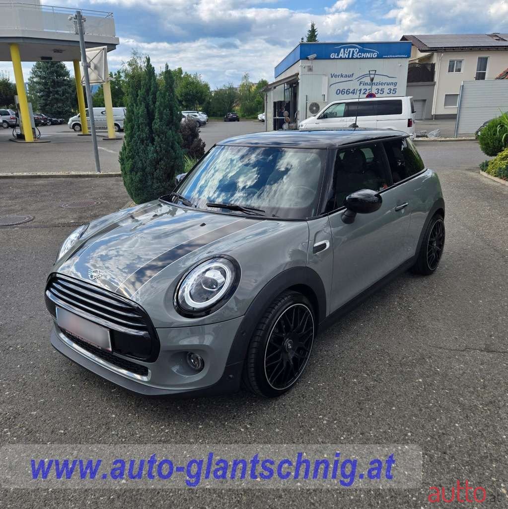 2019' MINI Mini photo #1