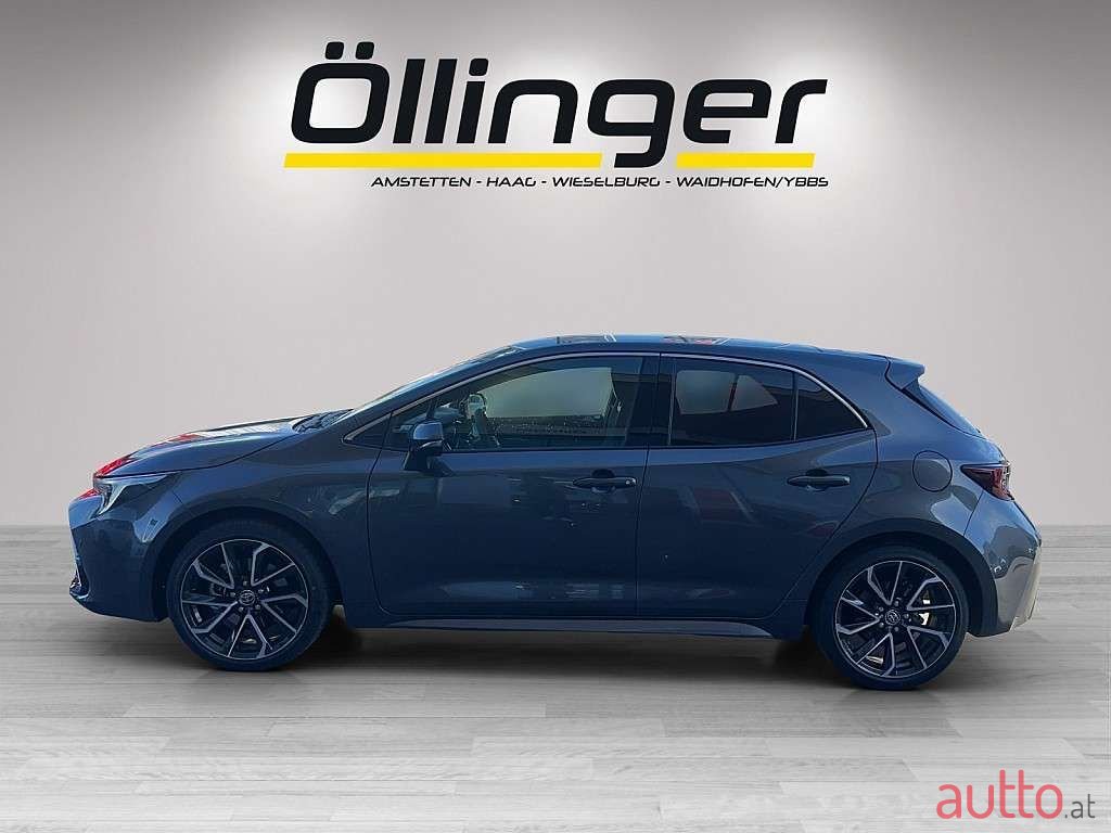 2024' Toyota Corolla photo #2