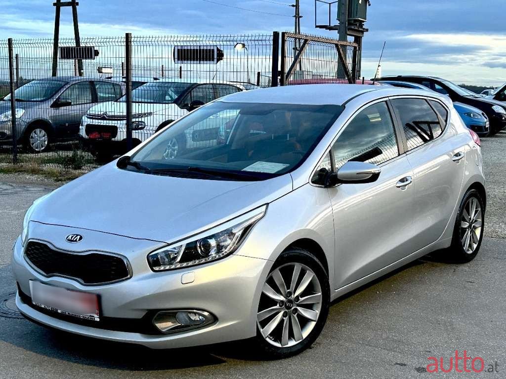 2015' Kia Ceed photo #1