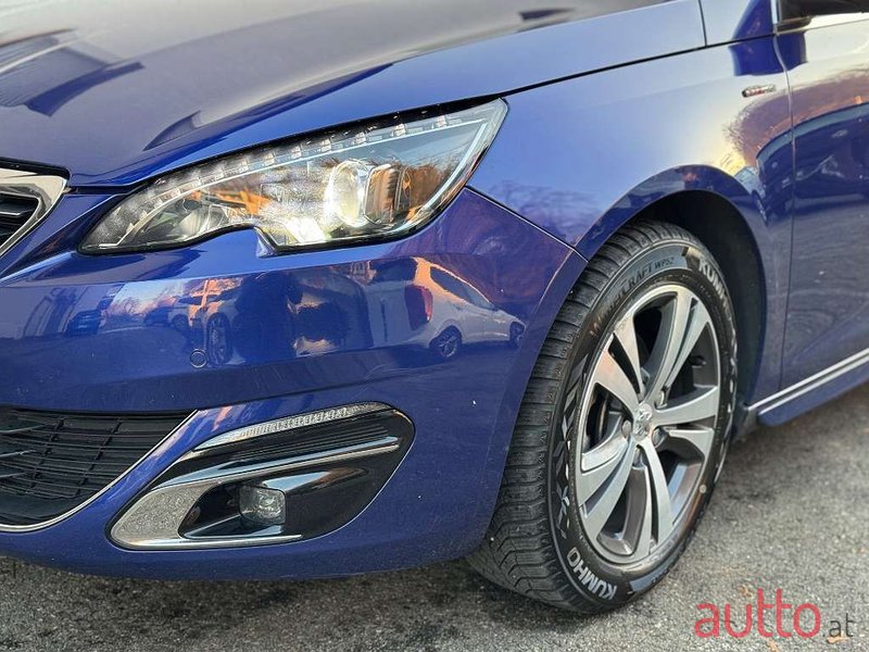 2015' Peugeot 308 photo #3