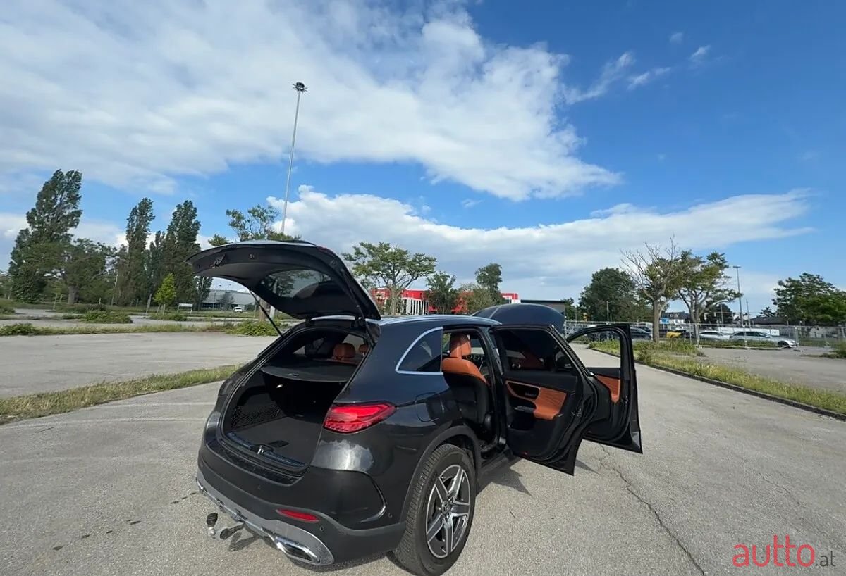 2023' Mercedes-Benz Glc-Klasse photo #2
