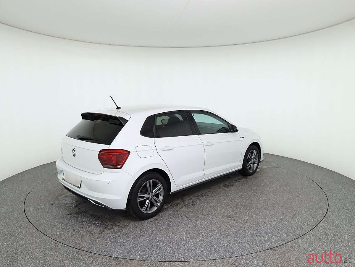 2018' Volkswagen Polo photo #4